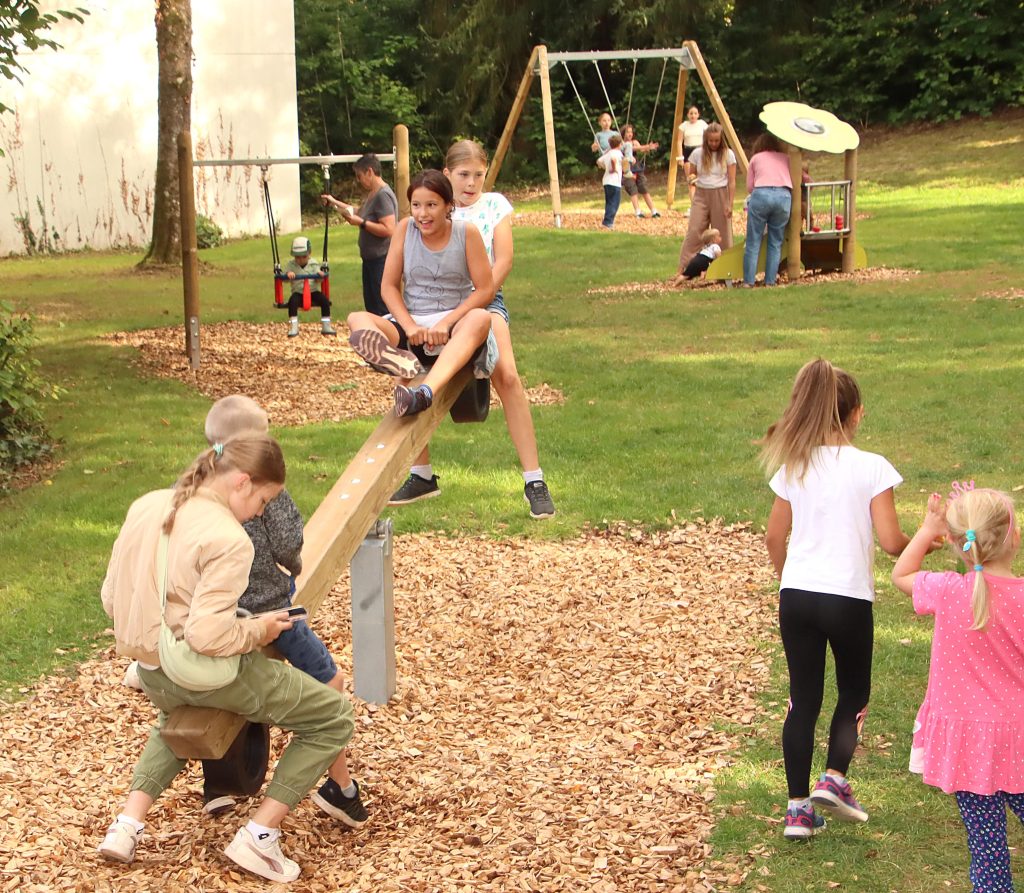 Spielplatz in Winterbach-21-08-24-bo-4b
