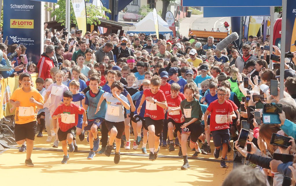 Globus Marathon-0-05-25- bo10 b